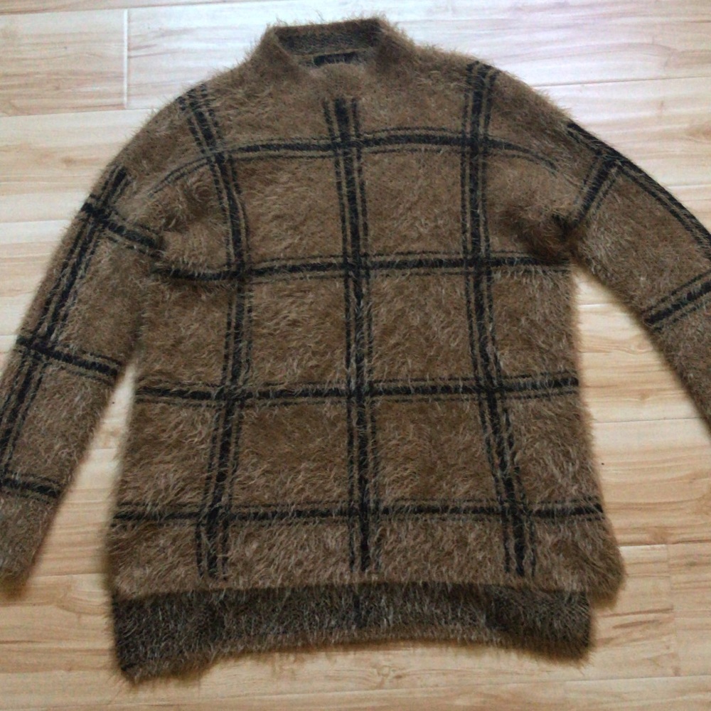 Forever 21 sweater